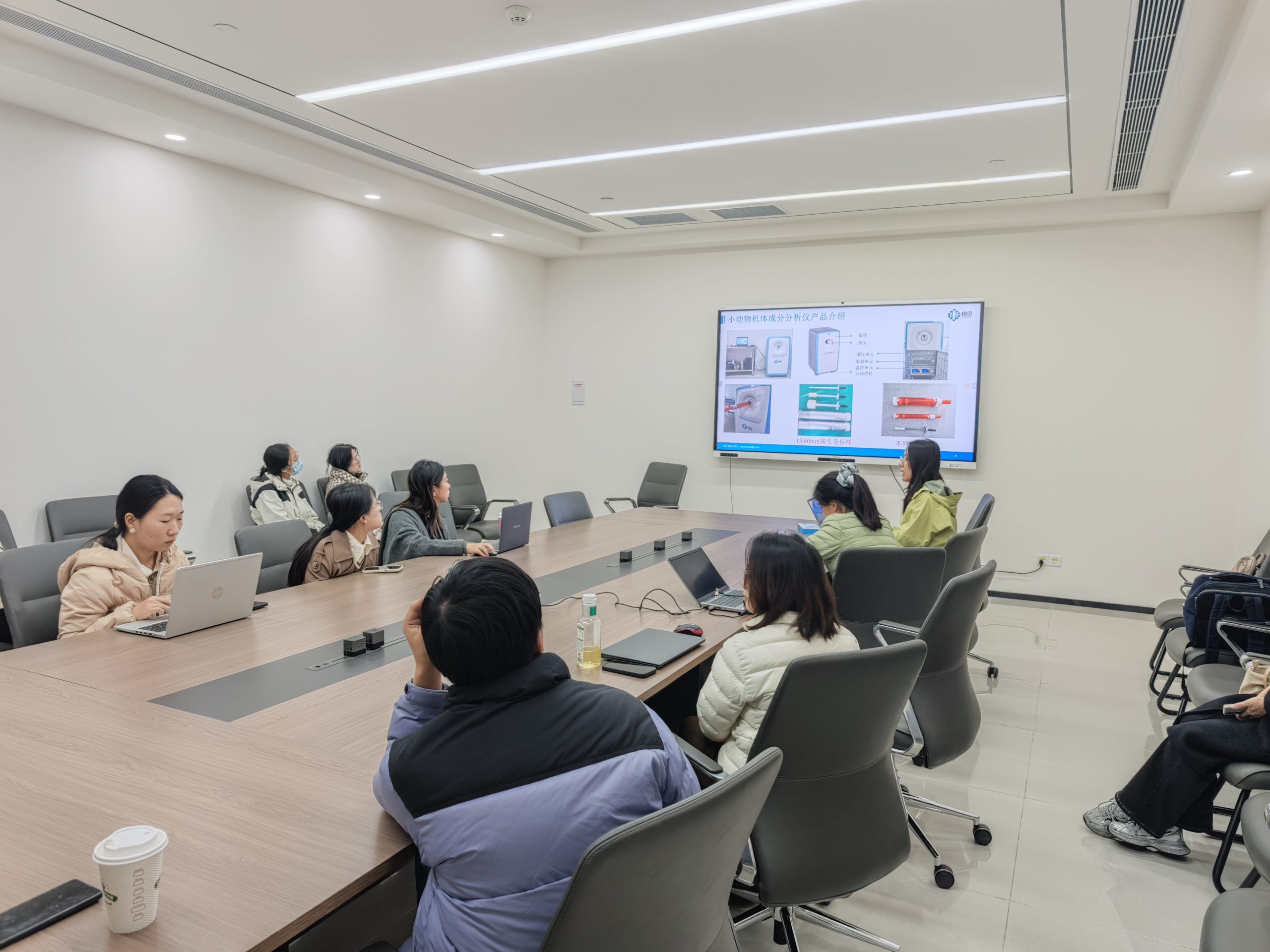 精准量化，见微知著：IM官方版网站登录入口分析小动物体成分分析解决方案亮相华西科研讲座